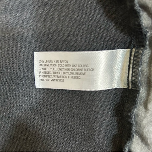 Universal Thread Black Linen Blend Romper Size S Pockets V Neck Tie Waist - Picture 13 of 13